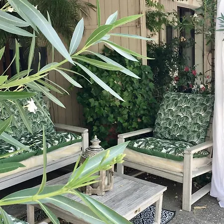 Bed & Breakfast De La Glycine