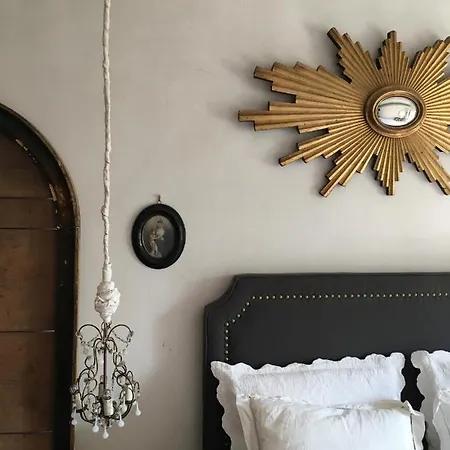 Bed & Breakfast De La Glycine Roussillon (Vaucluse)
